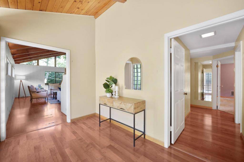 Los Gatos, CA 95033,17855 Kiowa TRL