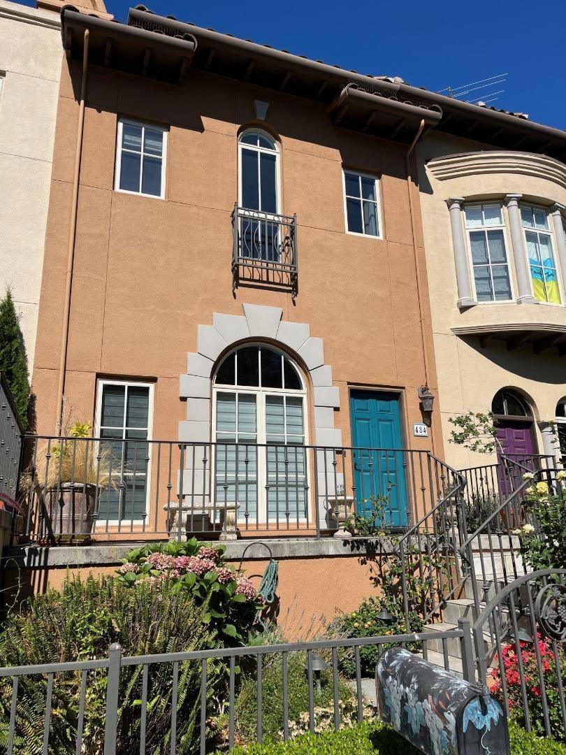 Los Altos, CA 94022,484 Gabilan ST