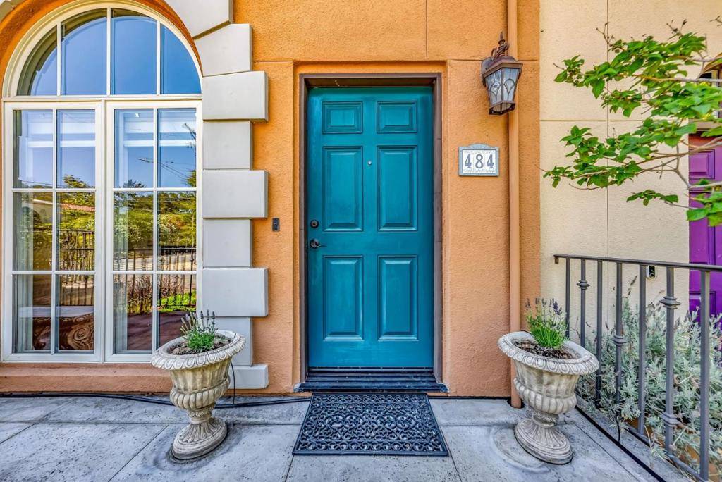 Los Altos, CA 94022,484 Gabilan ST