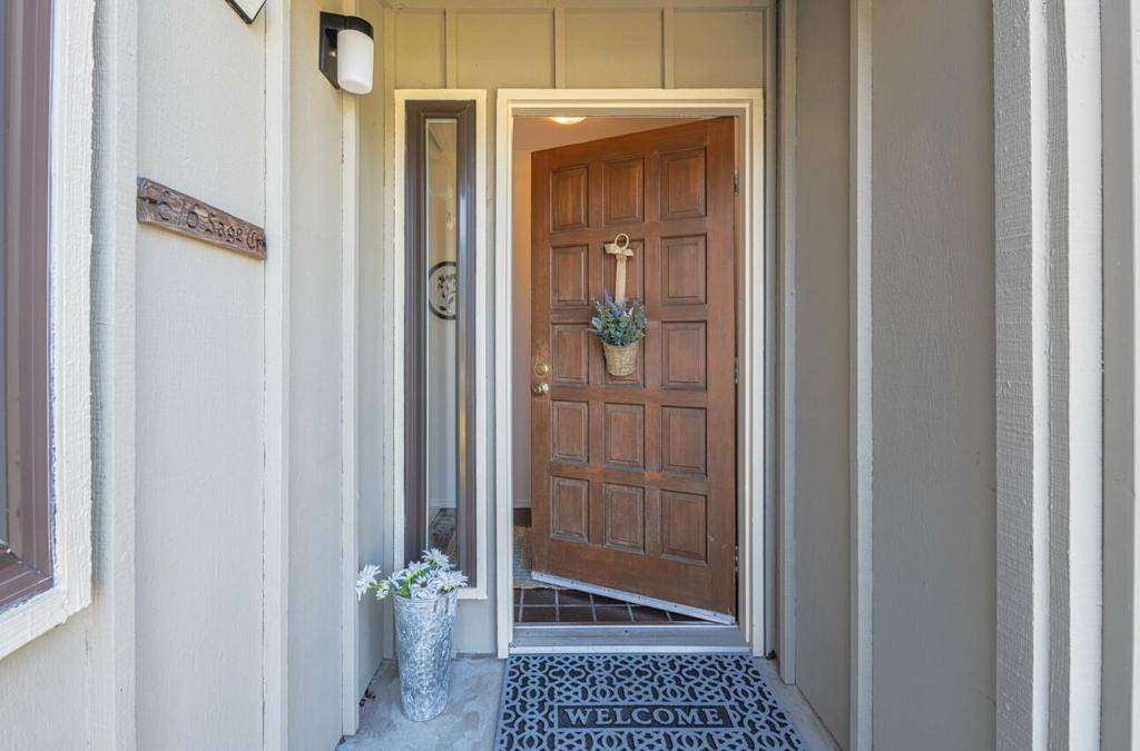 Pacific Grove, CA 93950,616 Sage CT