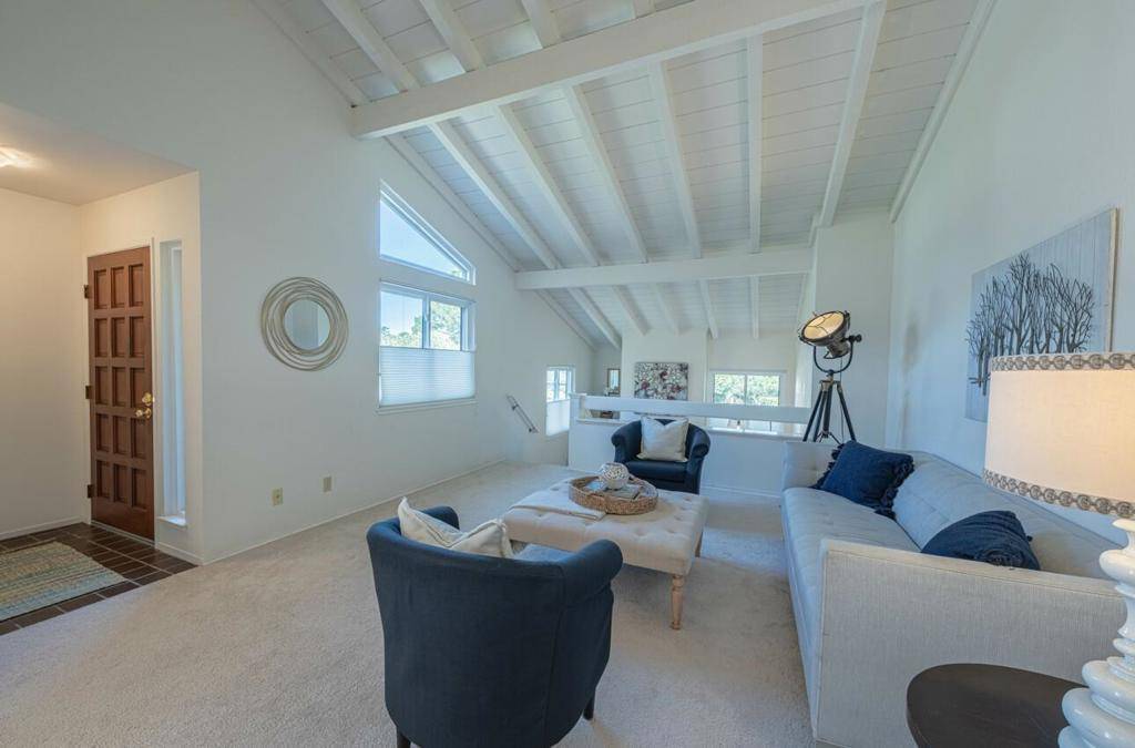 Pacific Grove, CA 93950,616 Sage CT