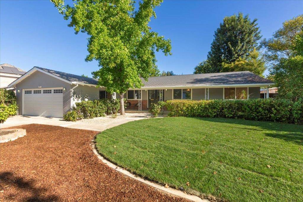Los Gatos, CA 95032,119 Belcrest DR
