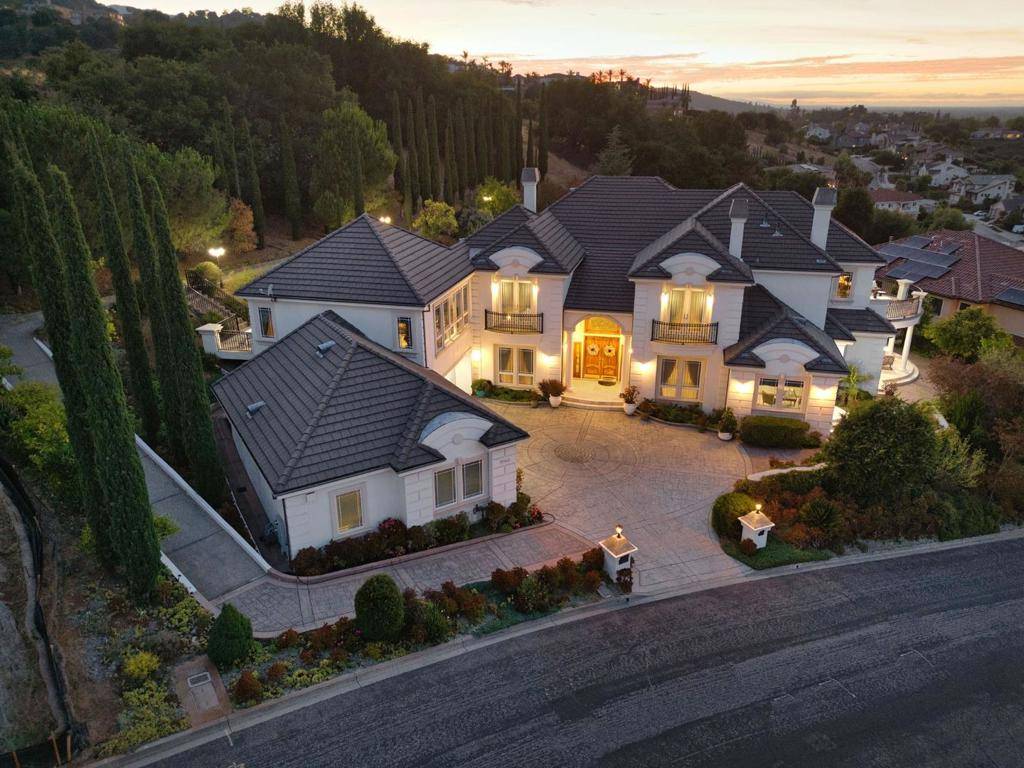 San Jose, CA 95120,7003 Hollow Lake WAY