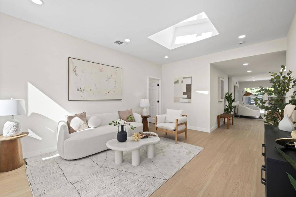 Sunnyvale, CA 94086,992 Planetree PL