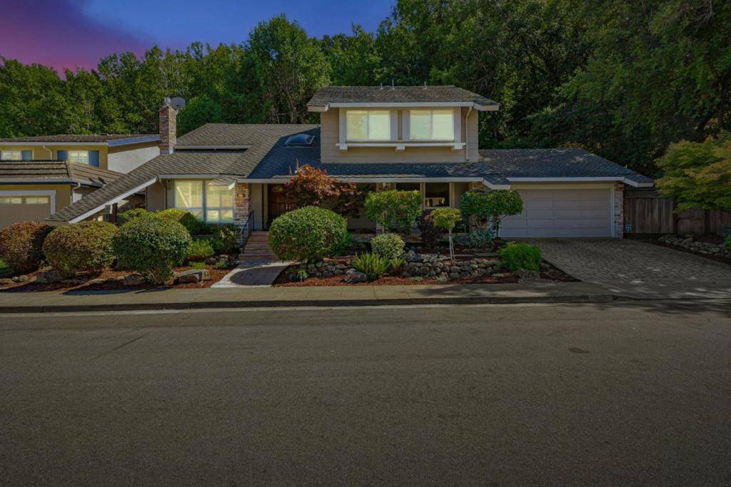 San Mateo, CA 94403,1521 Cherrywood DR