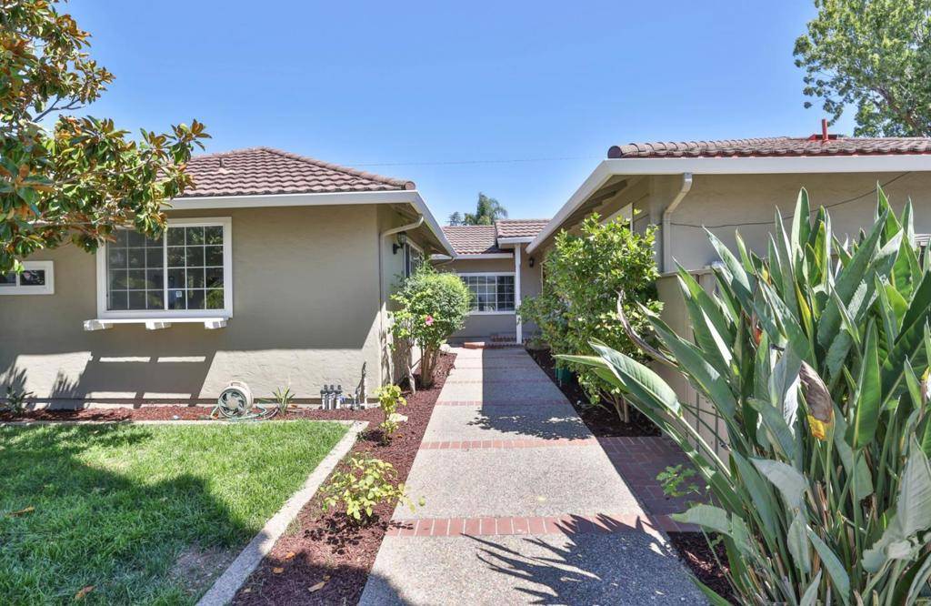 Cupertino, CA 95014,1330 Flower CT