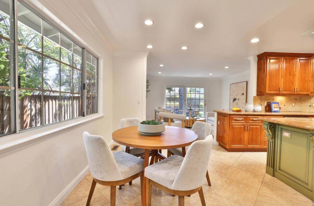 Cupertino, CA 95014,1330 Flower CT