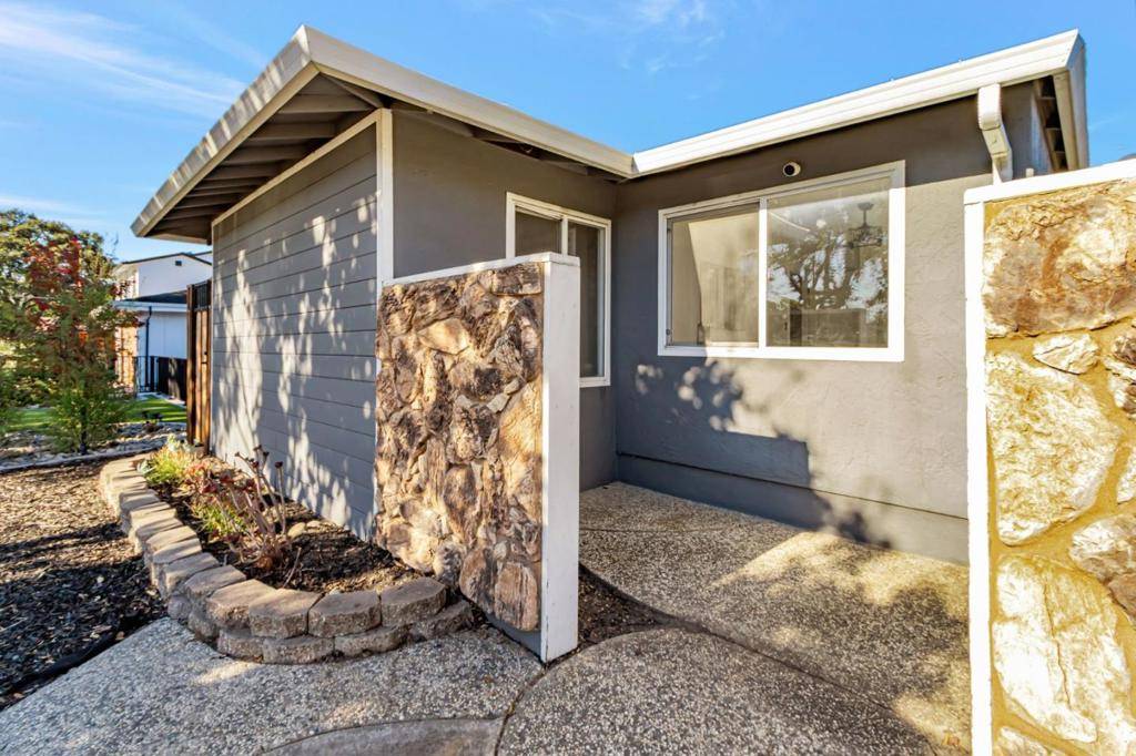 San Jose, CA 95123,5991 Sorrel AVE