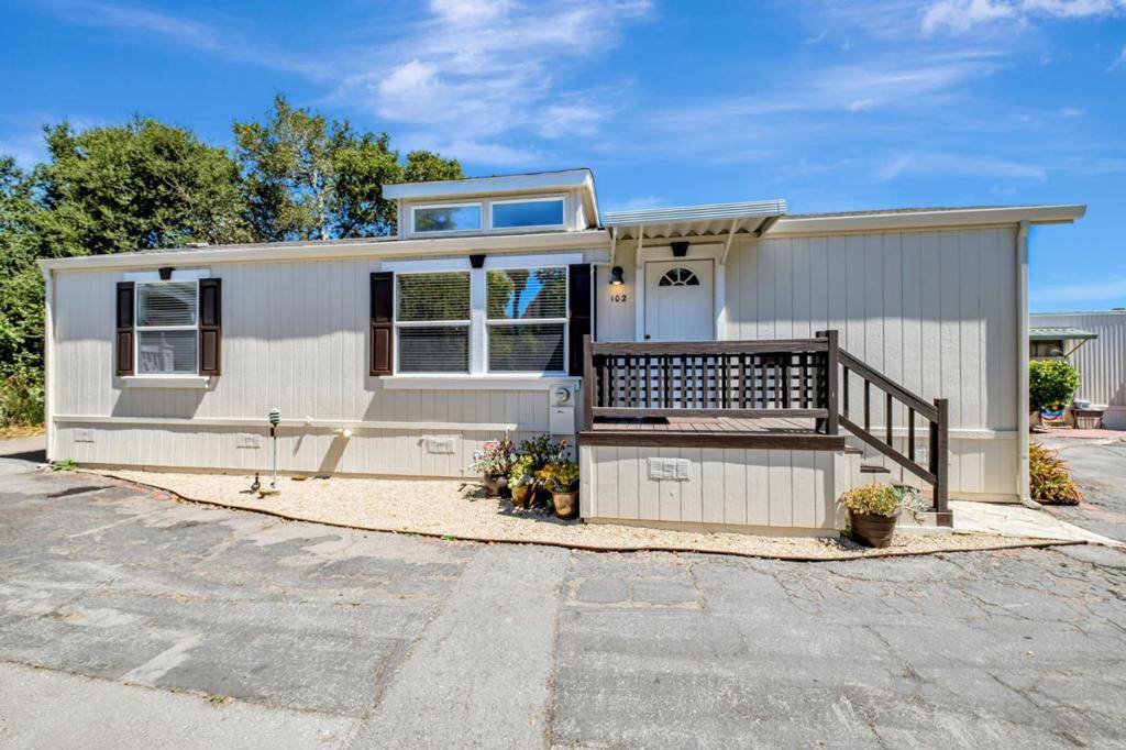 Soquel, CA 95073,4300 Soquel DR