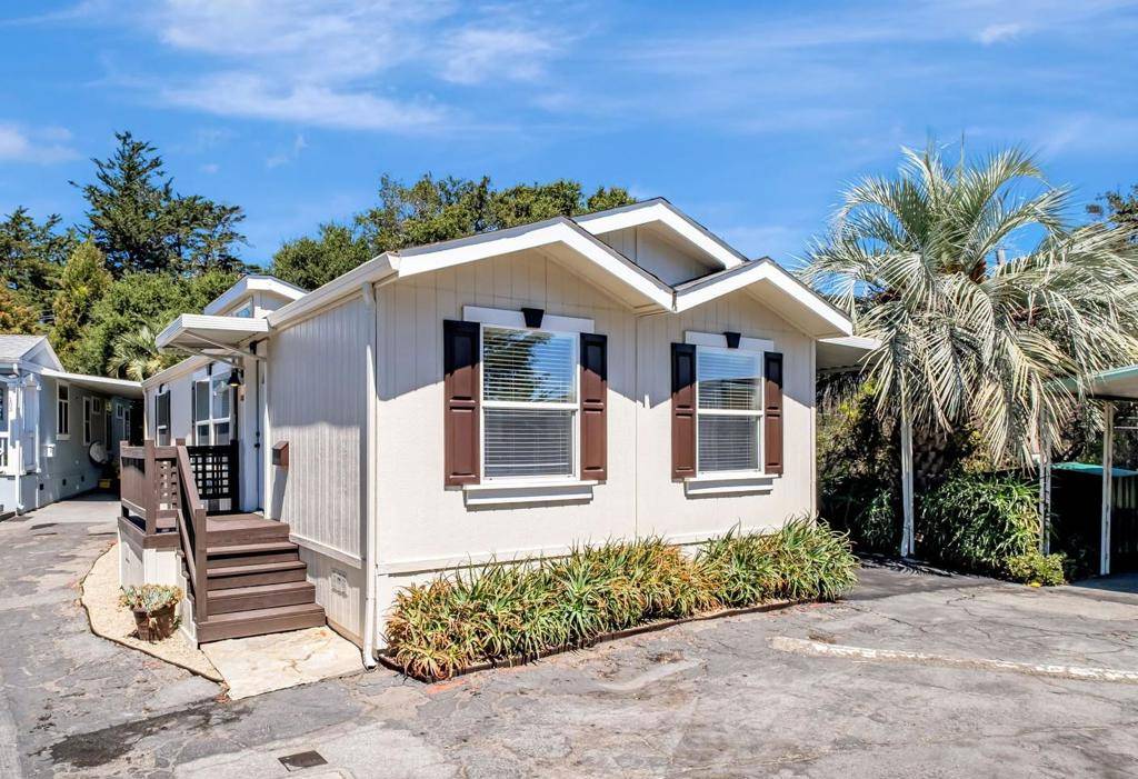 Soquel, CA 95073,4300 Soquel DR