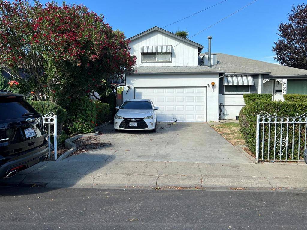 East Palo Alto, CA 94303,228 Wisteria DR