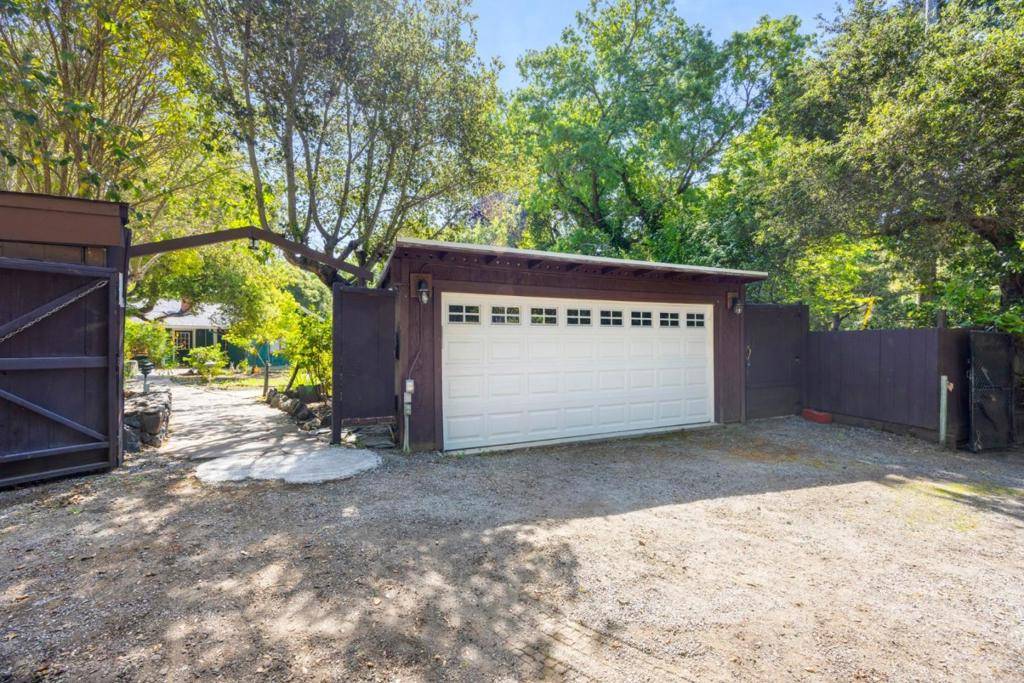Woodside, CA 94062,120 Miramontes RD