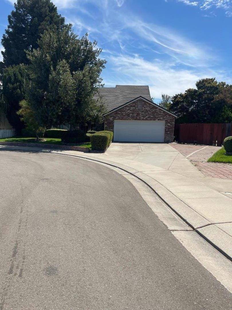 Manteca, CA 95336,344 Rose Garden CT