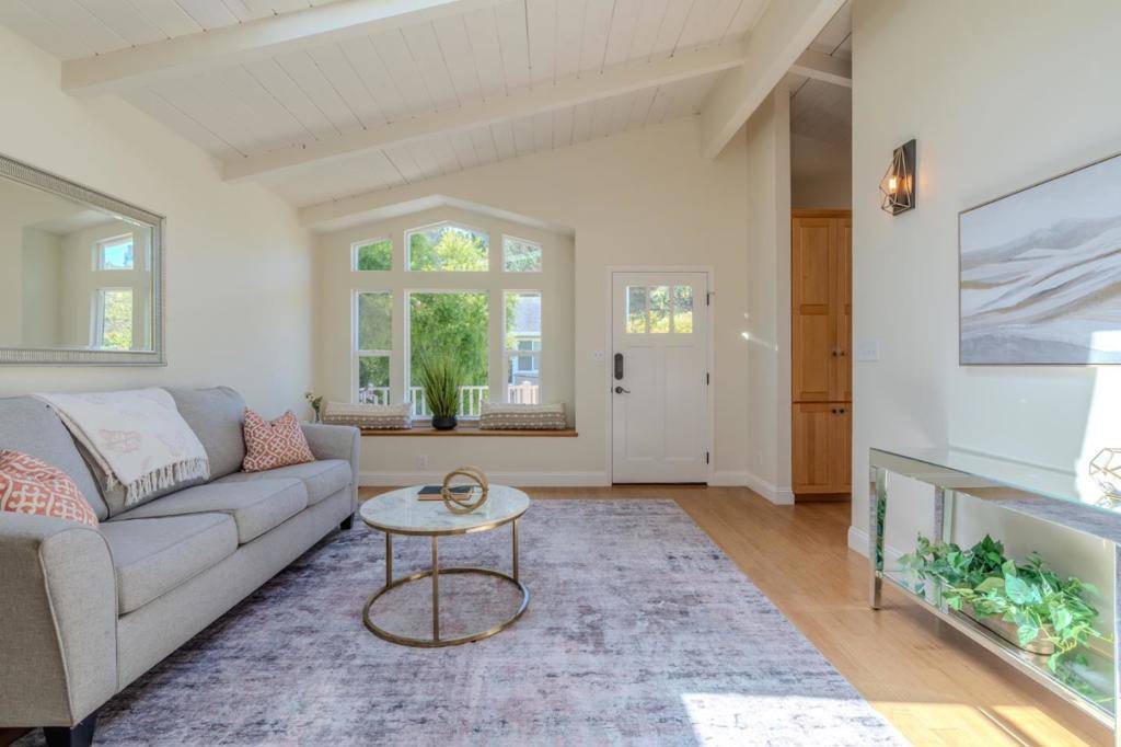 Pacifica, CA 94044,731 Rockaway Beach AVE