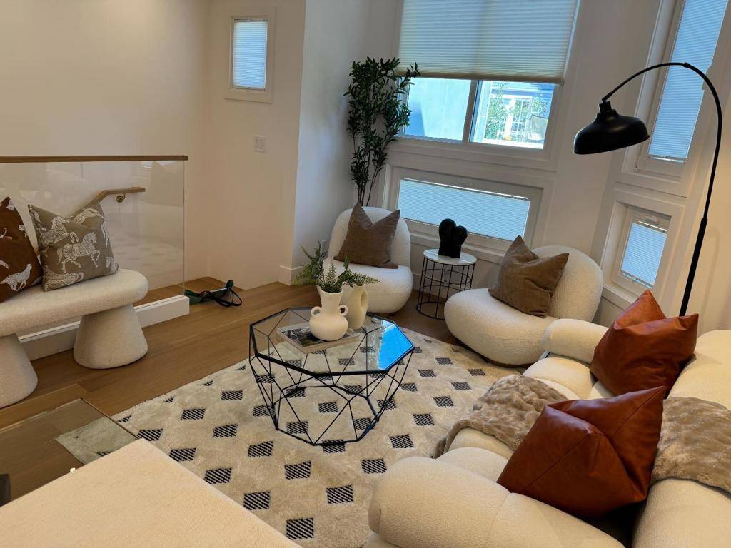 San Francisco, CA 94110,1269 S Van Ness AVE #Unit D