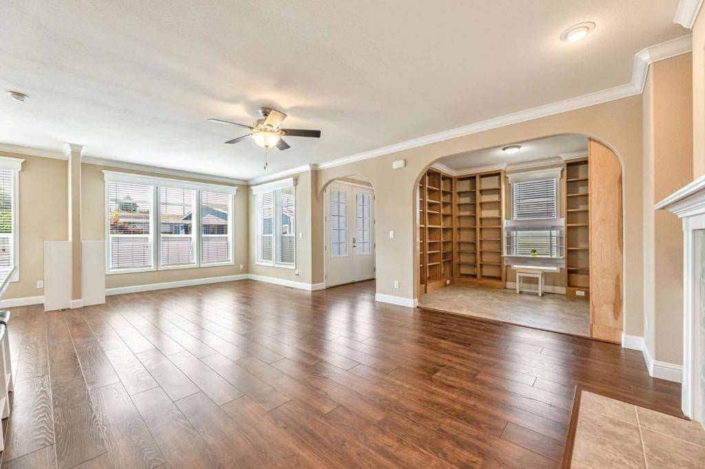 Sunnyvale, CA 94089,1085 Tasman DR