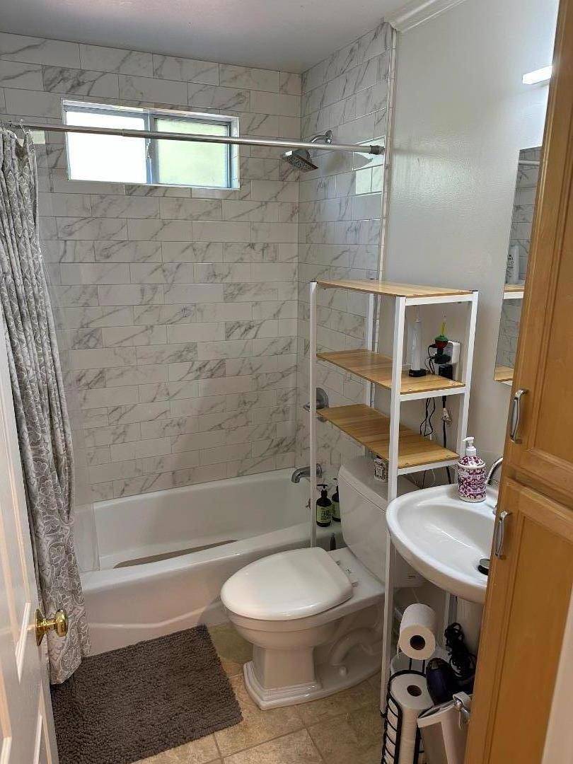 San Mateo, CA 94403,3833 Donner ST
