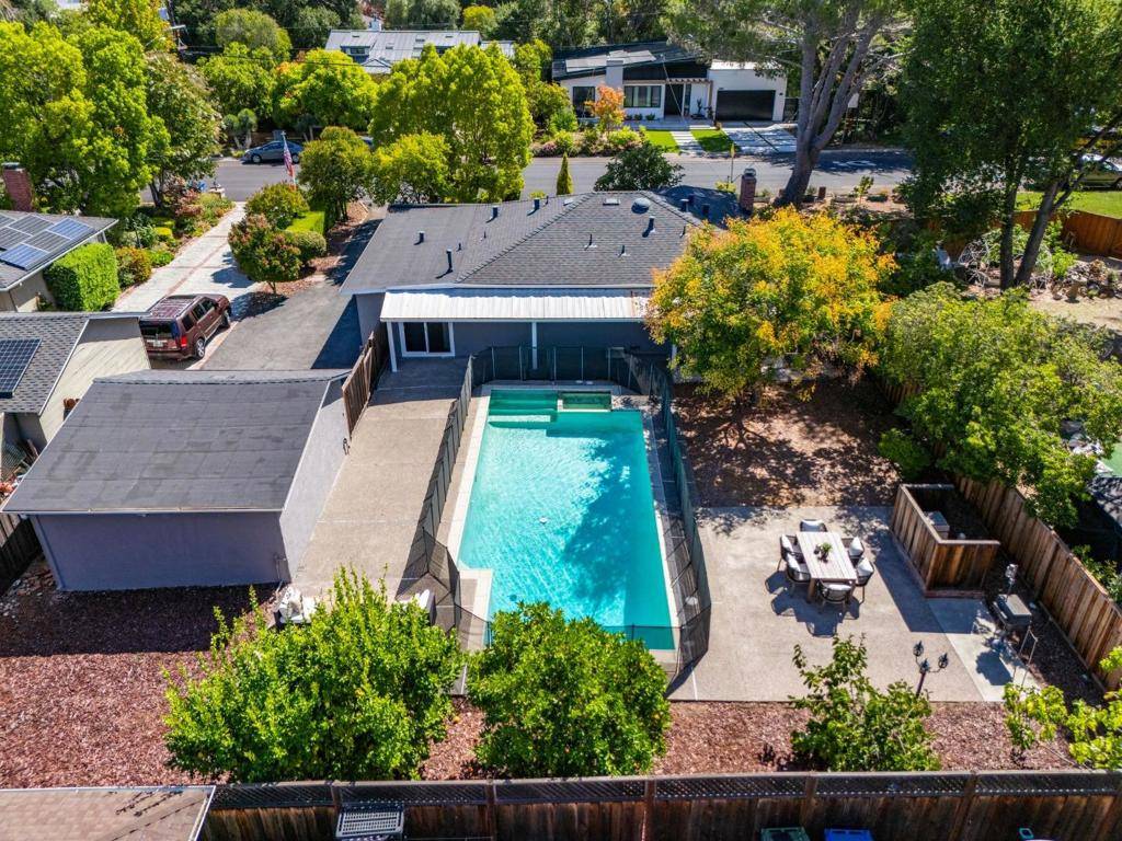 Los Gatos, CA 95032,15603 Benedict LN