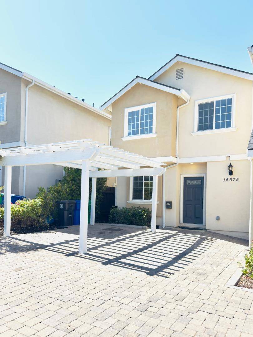 San Leandro, CA 94578,15675 Liberty ST