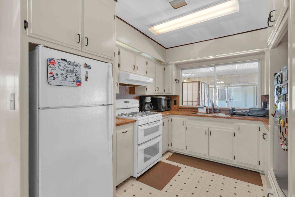Mountain View, CA 94043,1075 Space Park WAY