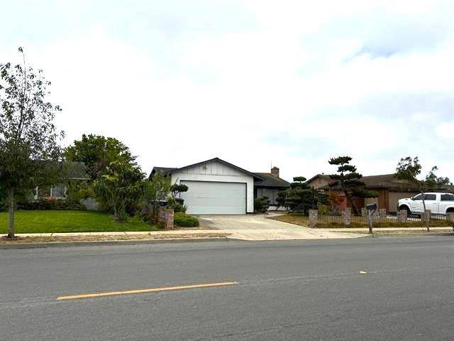 Salinas, CA 93906,18395 Van Buren AVE