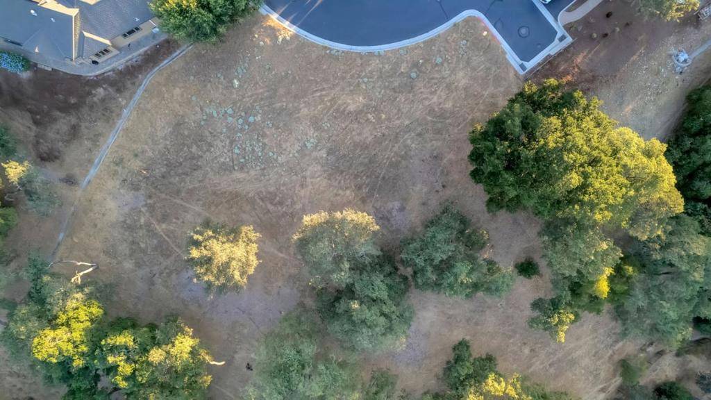 Gilroy, CA 95020,9250 Mahogany