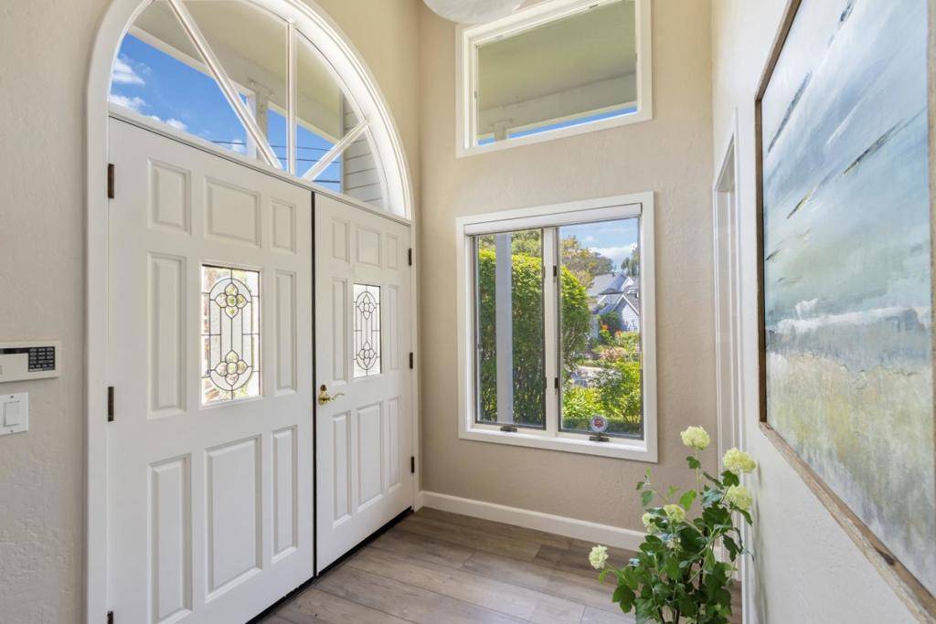 Santa Cruz, CA 95062,160 Frederick ST