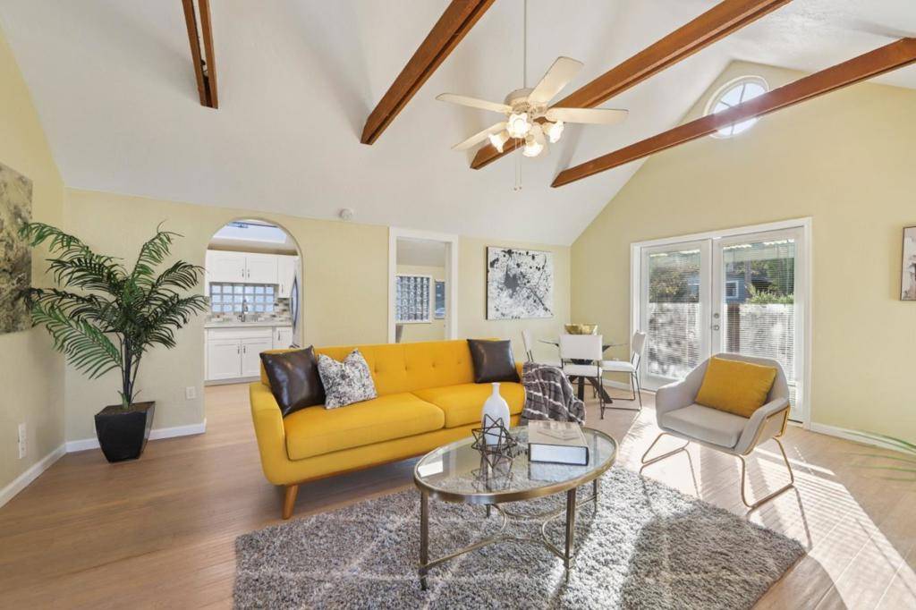 Santa Cruz, CA 95062,552 14th AVE