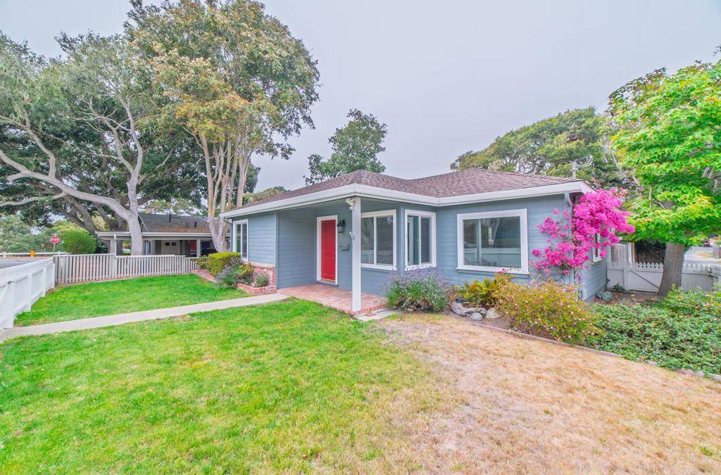 Pacific Grove, CA 93950,884 Gibson AVE