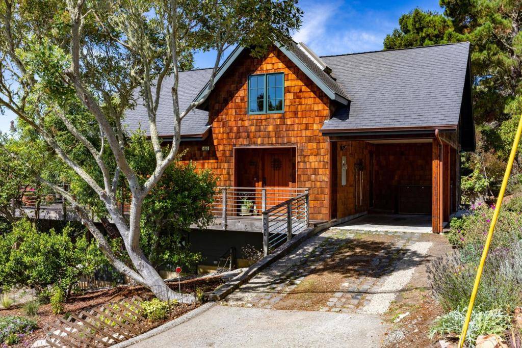 El Granada, CA 94018,401 Avenue Del Oro