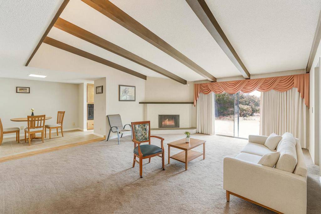 Salinas, CA 93907,1055 Howe CIR