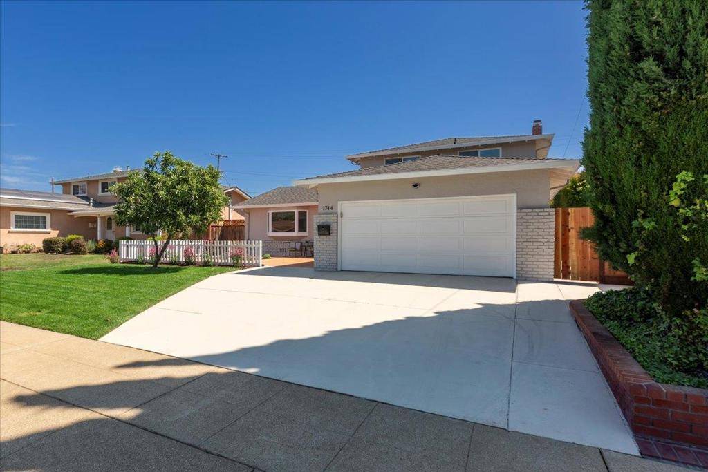 Sunnyvale, CA 94087,1744 Lark LN