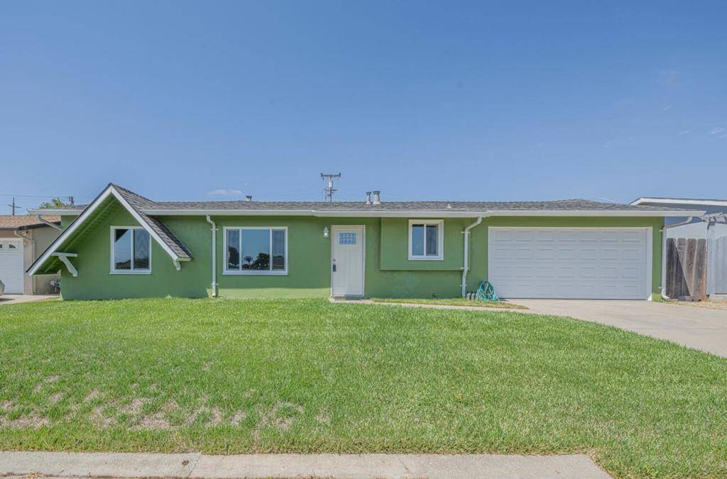 Salinas, CA 93906,1731 Pescadero DR