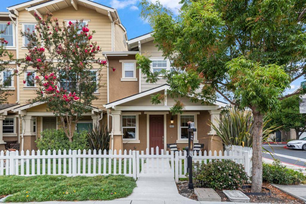 Sunnyvale, CA 94085,403 San Eduardo TER