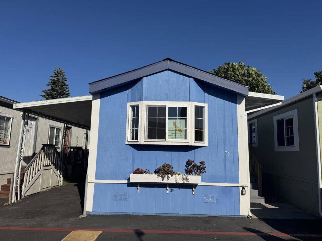 Santa Cruz, CA 95060,170 W Cliff