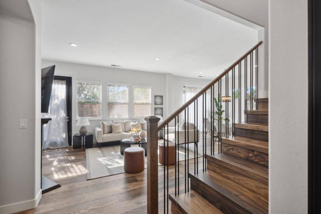 Gilroy, CA 95020,7531 Edinburgh WAY