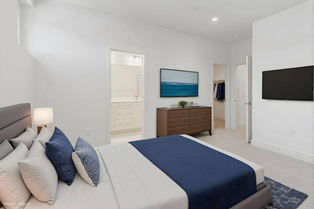 Palo Alto, CA 94303,1129 Esther CT