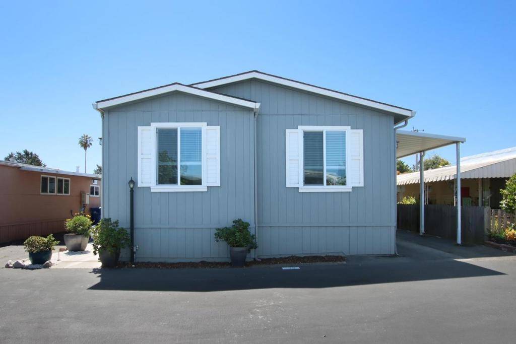 Santa Cruz, CA 95062,1099 38th AVE