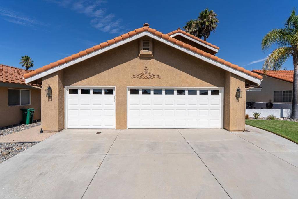 Paso Robles, CA 93446,911 Saint Ann DR