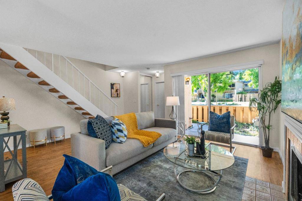 Sunnyvale, CA 94087,125 Connemara WAY #3