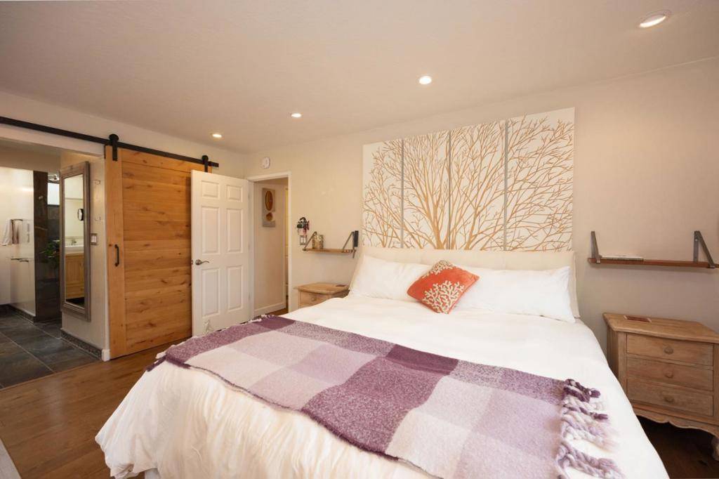 Moss Beach, CA 94038,86 Madrone AVE