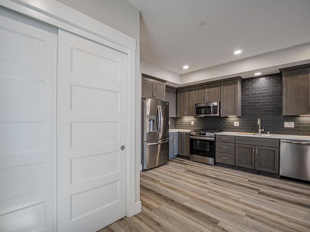 Aptos, CA 95003,121 Aptos Village WAY #1