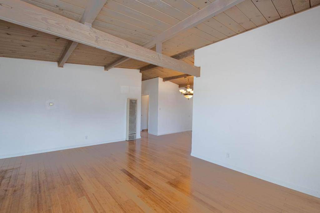 Salinas, CA 93905,847 Meadow DR