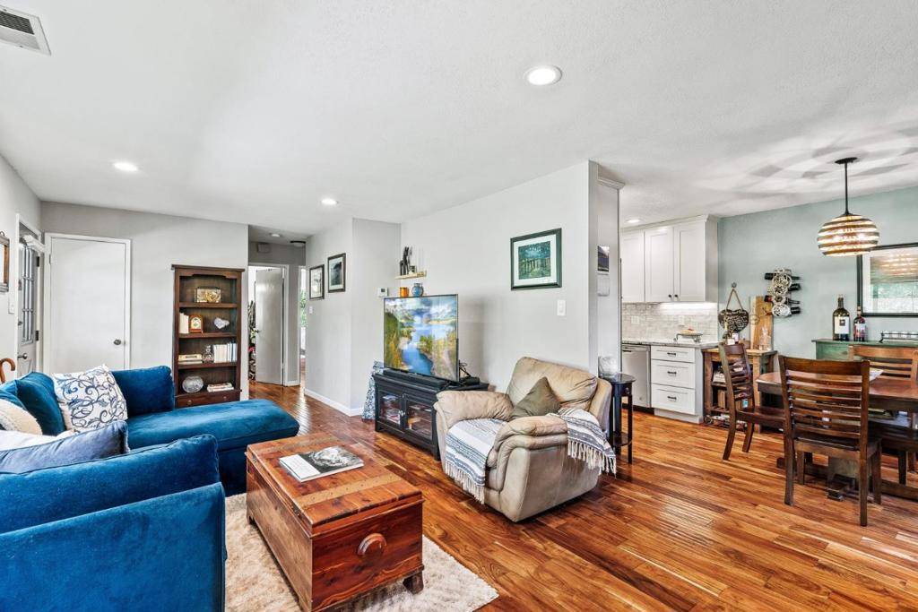 Capitola, CA 95010,1144 Callas LN #1