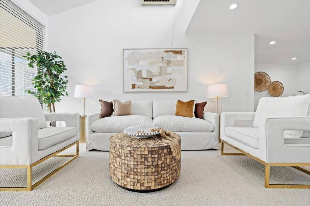 Millbrae, CA 94030,380 Vallejo DR #321