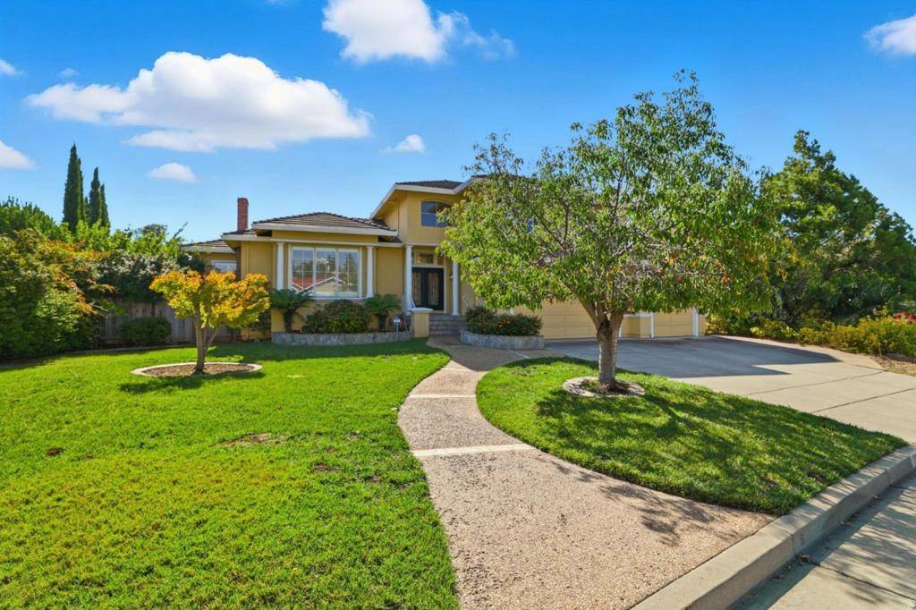 San Jose, CA 95135,3603 Meadowlands LN