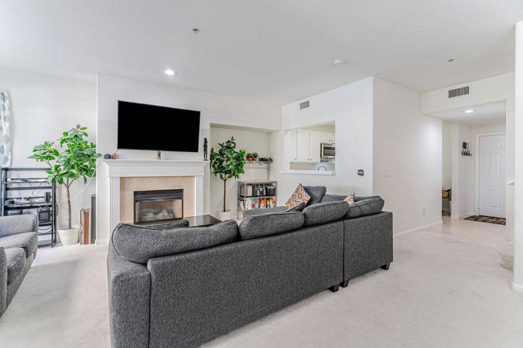 San Jose, CA 95112,144 S 3rd ST #132