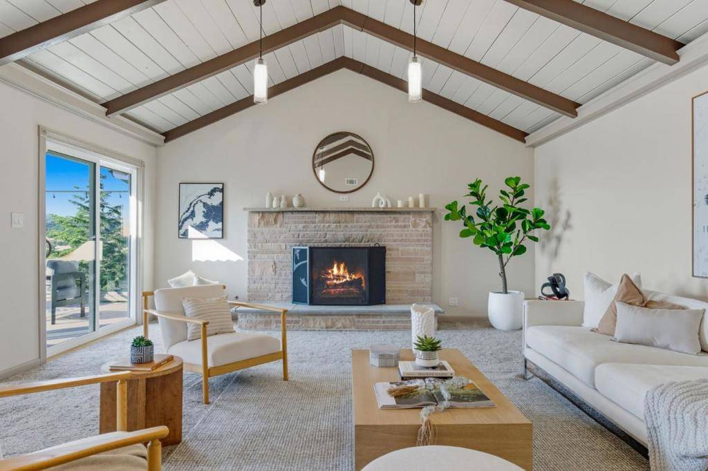 San Leandro, CA 94577,1532 View DR