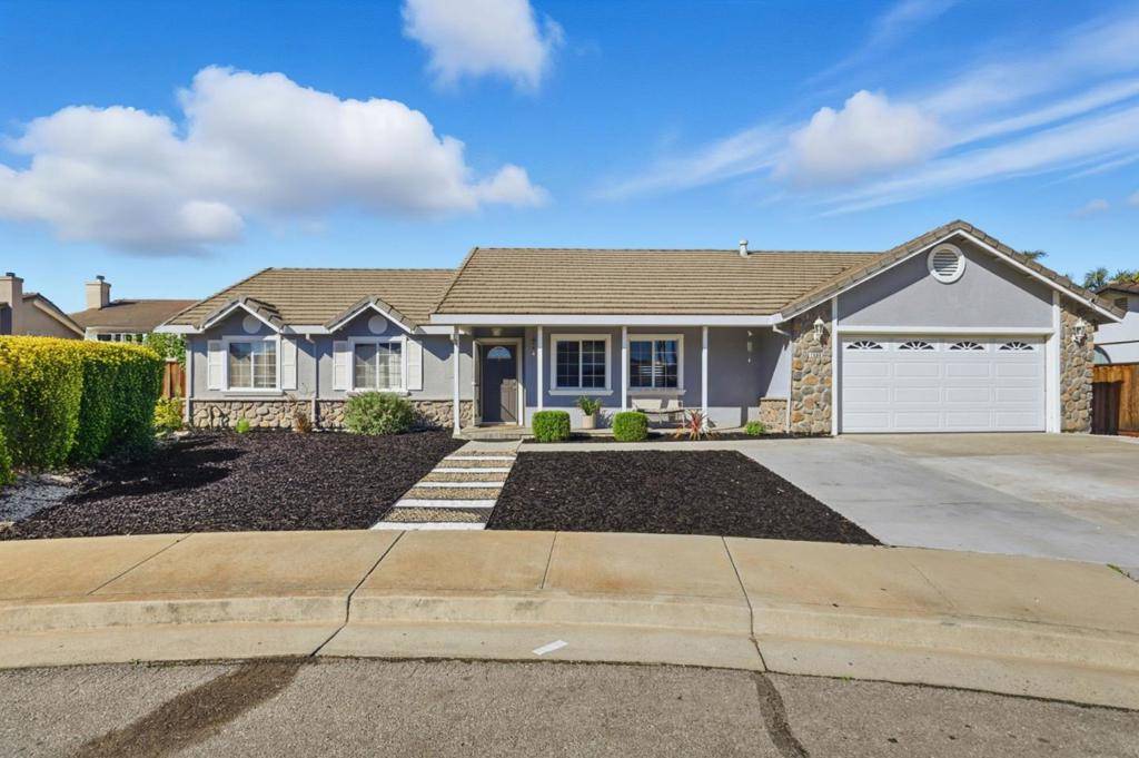 Hollister, CA 95023,1680 El Camino De Vida