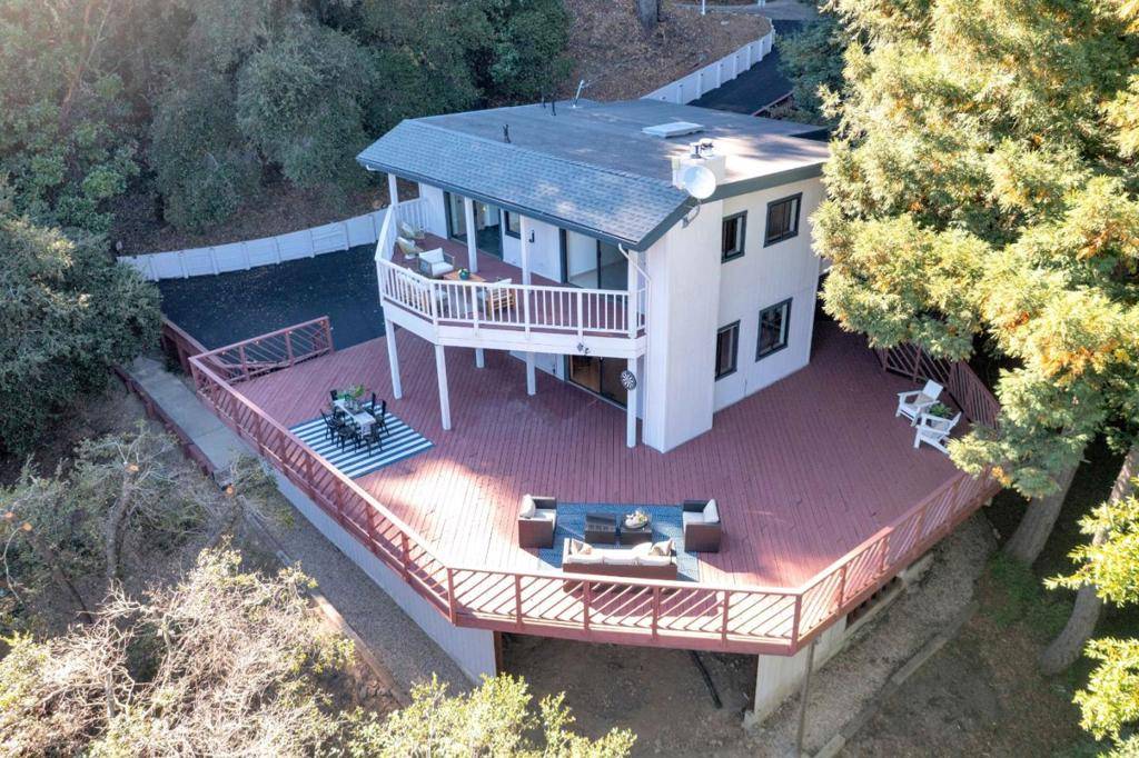 Felton, CA 95018,10348 West DR